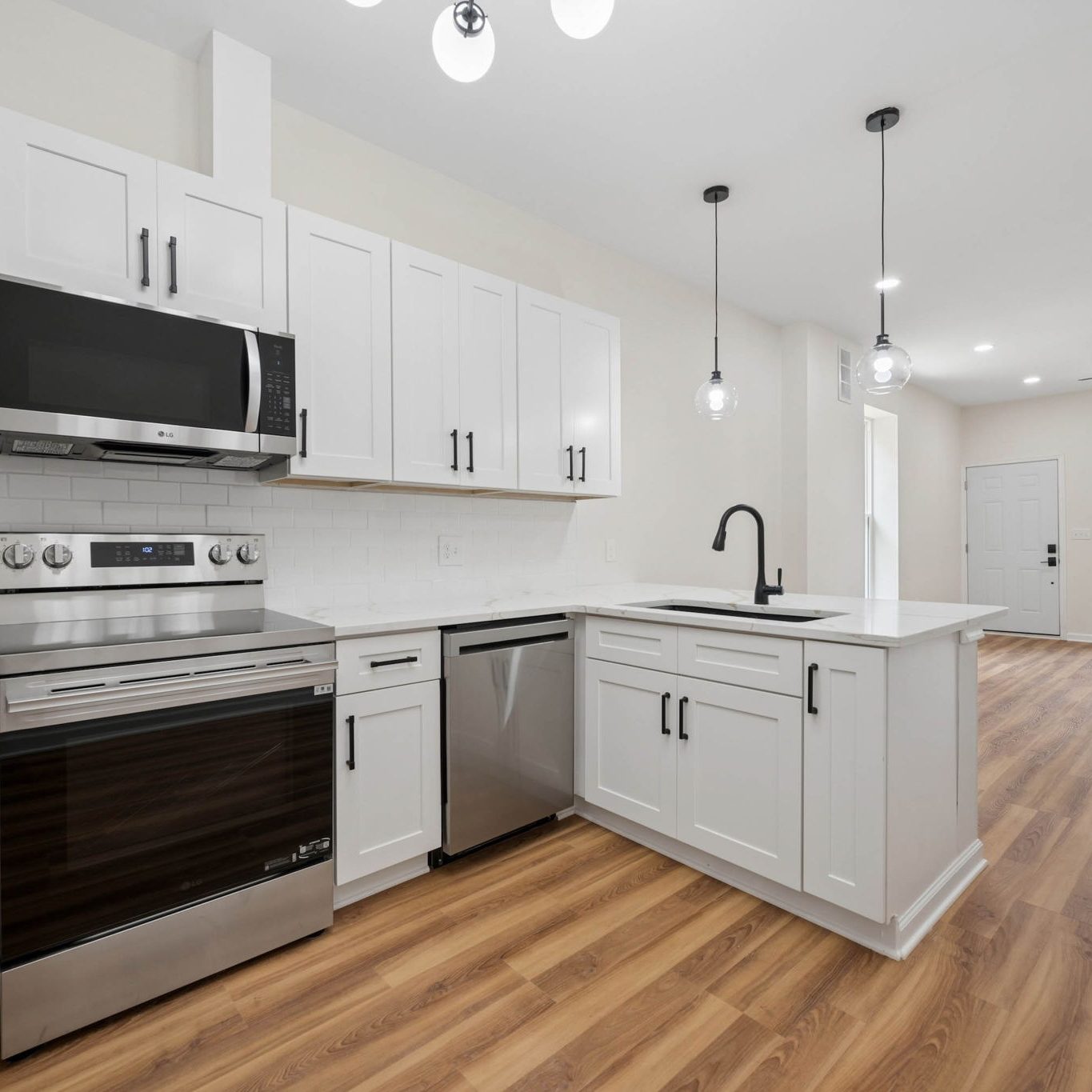 12-web-or-mls-Homestead 12